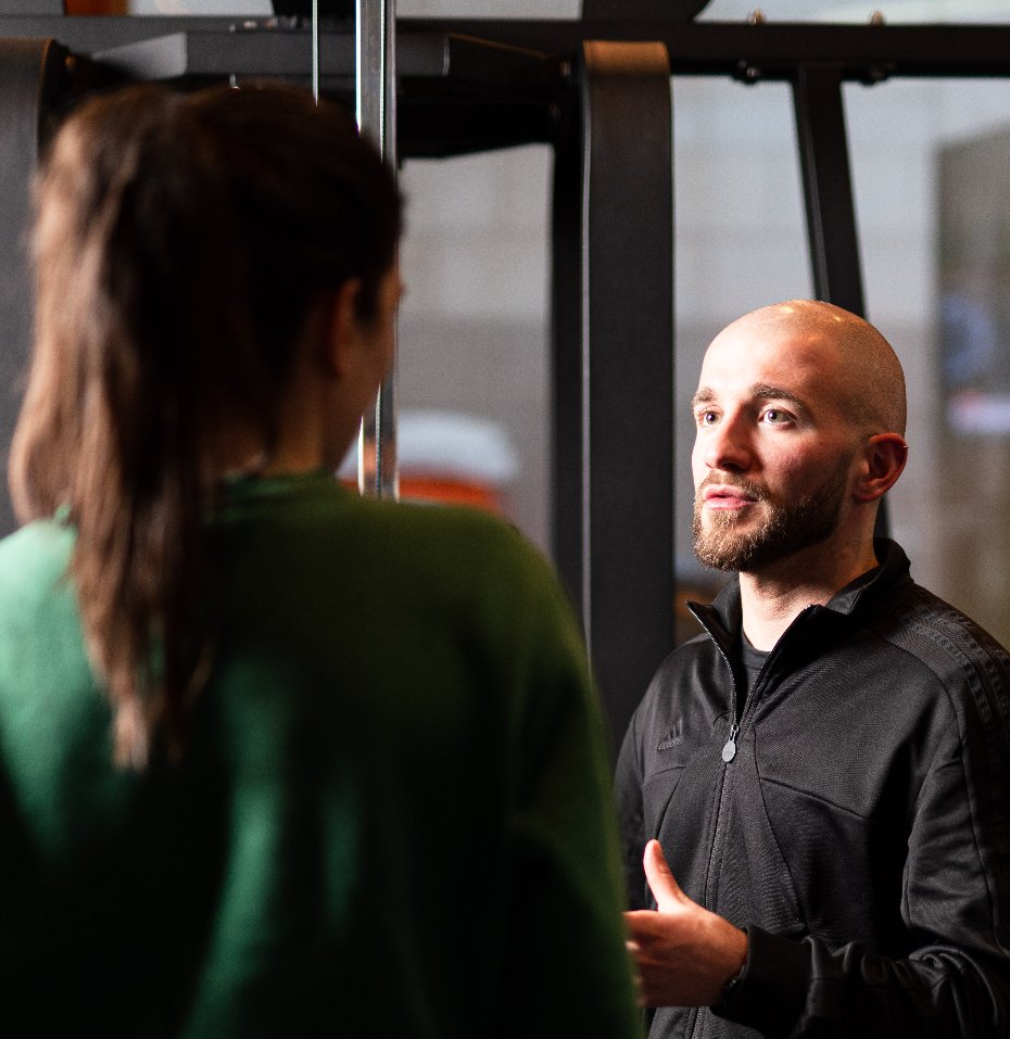 Quais são os principais benefícios de um personal trainer?